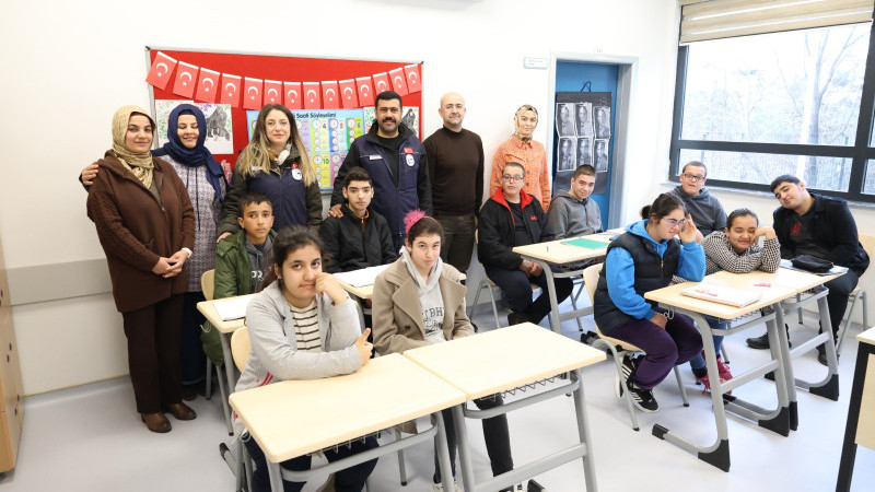 HBB’DEN ÖĞRENCİLERE ÇOK YÖNLÜ DESTEK