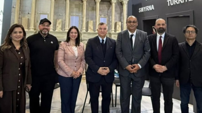 ITB Berlin’de İzmir’e 5 Ödül: Egeli Turizmciler Berlin’de Gövde Gösterisi Yaptı