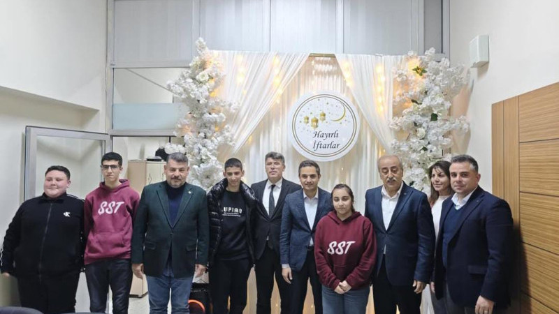 Kaymakam İftar Programında Öğrencilerle Buluştu