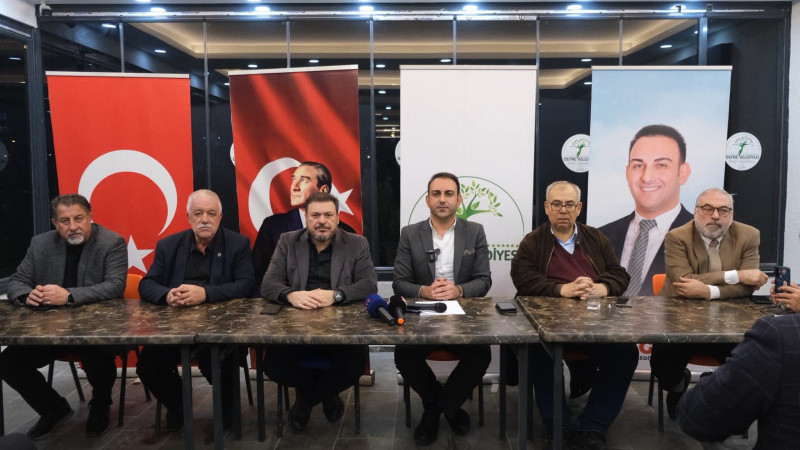 Defne’de Yerel Basınla Kadir Gecesi Buluşması