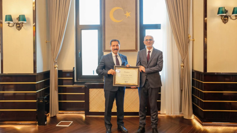 Vali Masatlı’ya Engellilere Desteklerinden Dolayı Teşekkür Belgesi