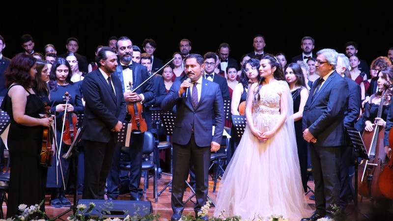 FİLARMONİ ORKESTRASI, LANSMAN PROGRAMI İLE İLK KONSERİNİ VERDİ