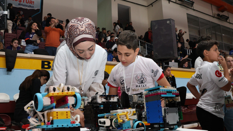 HBB’DEN HATAYBOT’A TOPLAM 3 MİLYON TL ÖDÜL