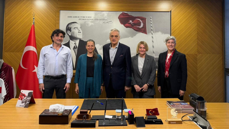 Samandağ Sahilleri Yeni Bir Sporla Canlanıyor