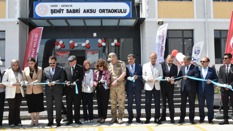 Hatay’da Eğitime Bir Yatırım Daha: Şehit Sabri Aksu Ortaokulu Açıldı