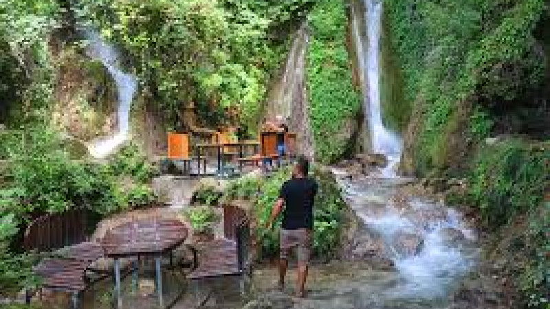 Hatay'ın serin cenneti turistlerle doldu