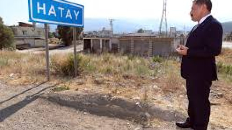 Hatay Valisi Mustafa Masatlı'ya 
