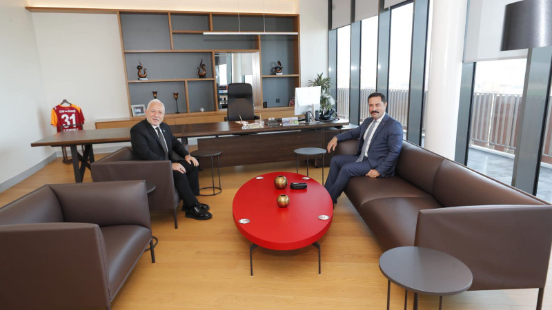 Vali Mustafa Masatlı'dan Tosyalı Holding'e Ziyaret