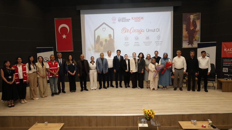HATAY’DA KORUYUCU AİLE FARKINDALIK PANELİ DÜZENLENDİ