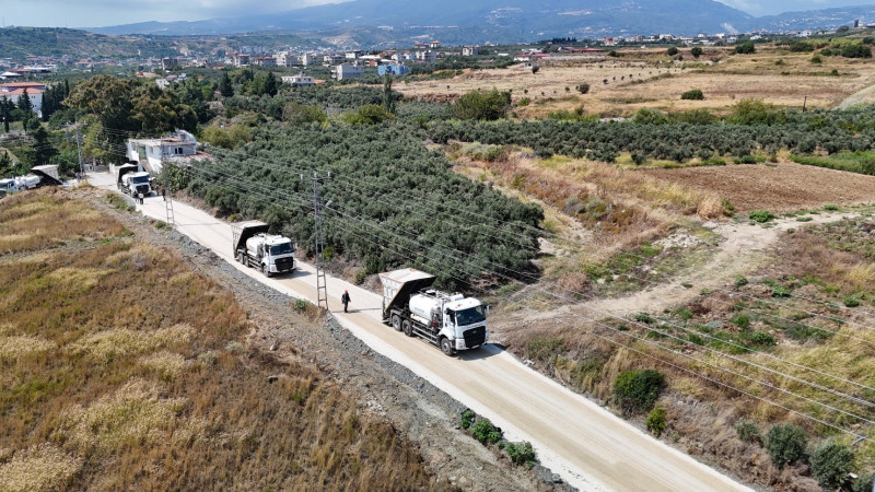 HBB’DEN KARAÇAY VE ÖZBEK’TE HIZLI YOL ÇALIŞMASI